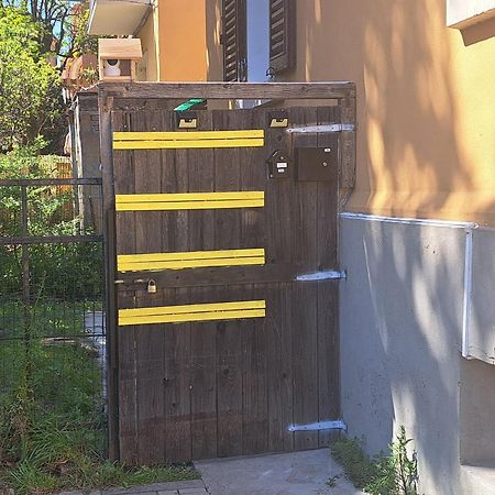Fiera Bolognina - Komodo - Appartamento Completo Con Giardino E Parcheggio Privato Bologna Esterno foto