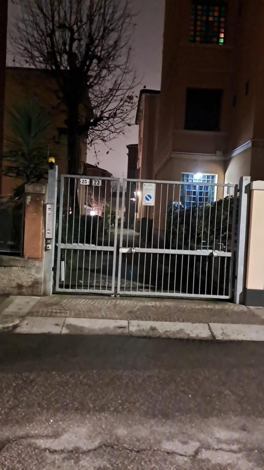 Fiera Bolognina - Komodo - Appartamento Completo Con Giardino E Parcheggio Privato Bologna Esterno foto