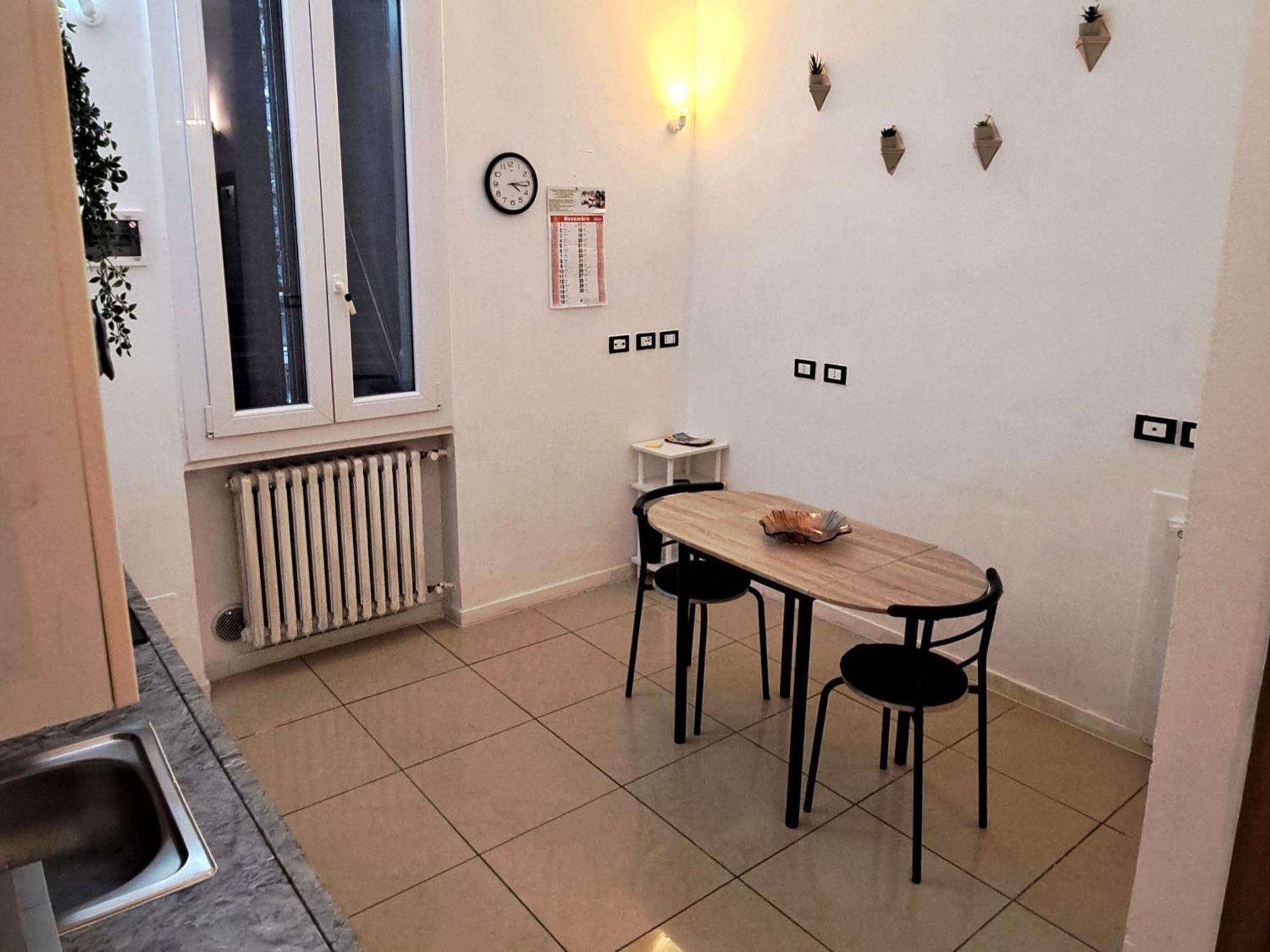 Fiera Bolognina - Komodo - Appartamento Completo Con Giardino E Parcheggio Privato Bologna Esterno foto